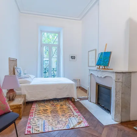 Maison Questel Yourhosthelper Nîmes